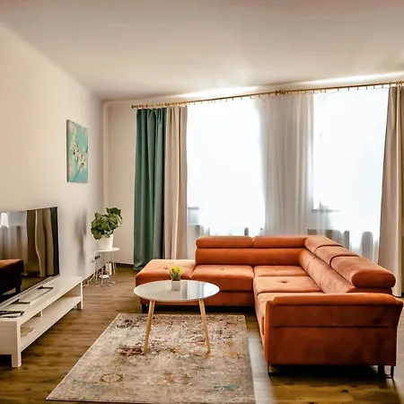 Luxusni Na Velkem Namesti, Wi-fi, Netflix Apartment *